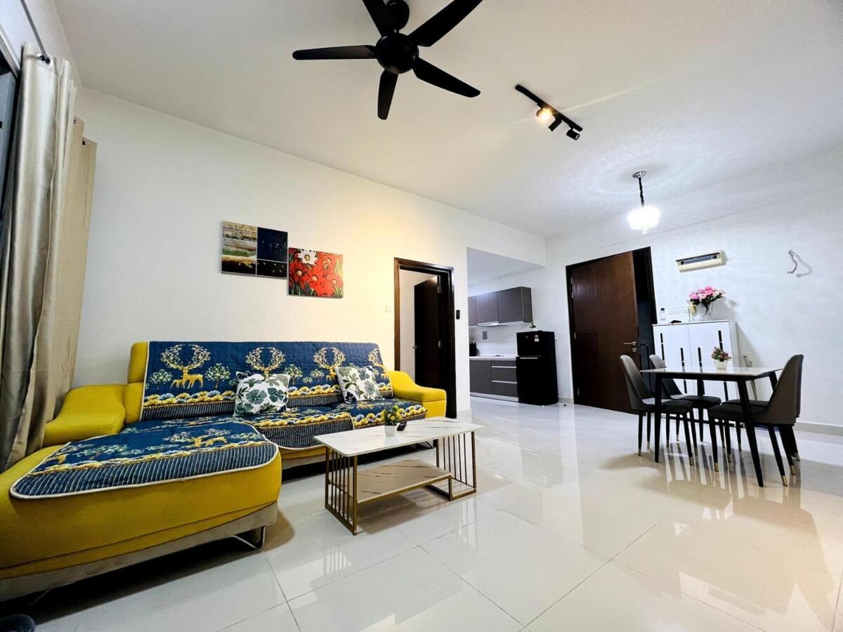 Regalia Upper View By Willow Homes Kuala Lumpur Habitación foto